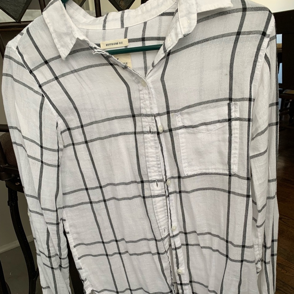 AE boyfriend fit blouse black and white windowpane